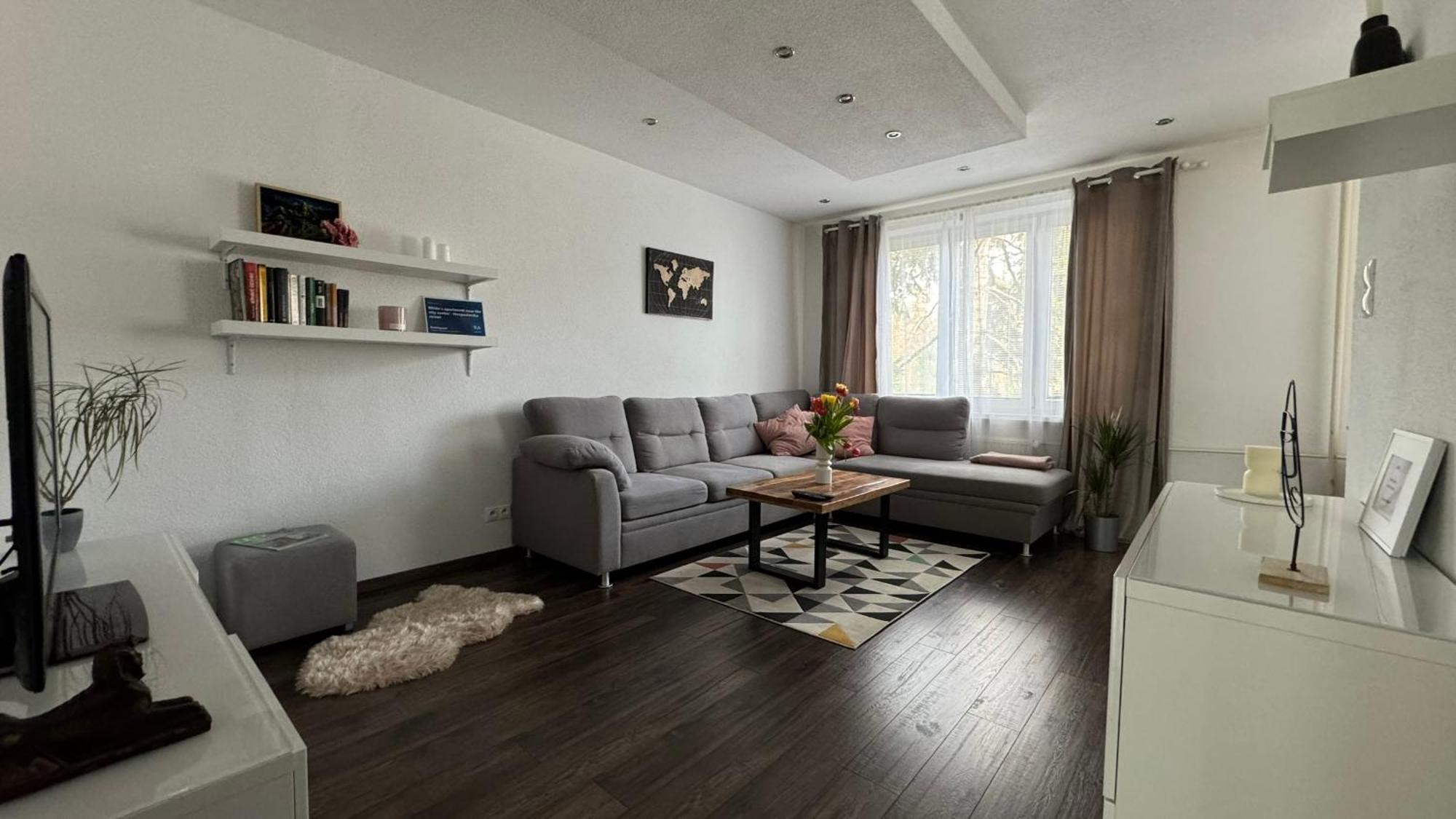 Milde'S Apartment Near The City Center - Hospodarska Street Трнава Екстериор снимка